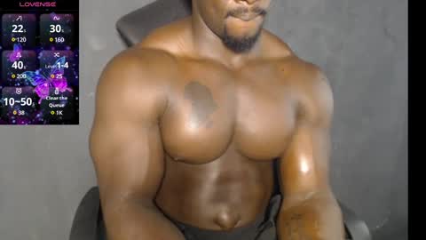 Snapshot of musclegodsammy23 chatting on December 5, 2024, 8:22 am musclegod23 online show from December 5, 2024, 8:22 am