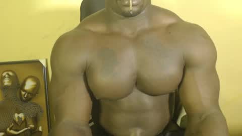 Snapshot of musclegodsammy23 chatting on March 10, 2025, 3:52 pm musclegod23 online show from March 10, 2025, 3:52 pm