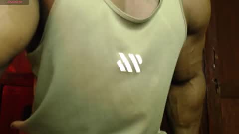 Snapshot of musclegodsammy23 chatting on September 9, 2025, 1:05 am musclegod23 online show from September 9, 2025, 1:05 am