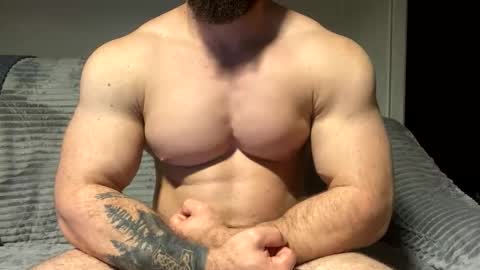 muscularjuggler online show from November 1, 2025, 5:37 pm