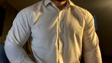 muscularjuggler online show from March 5, 2026, 1:23 am