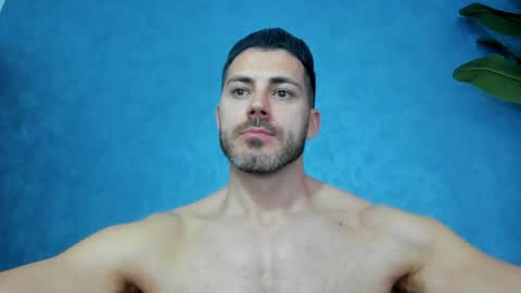 muscularmaster onlyfans online show from April 15, 2026, 9:48 pm