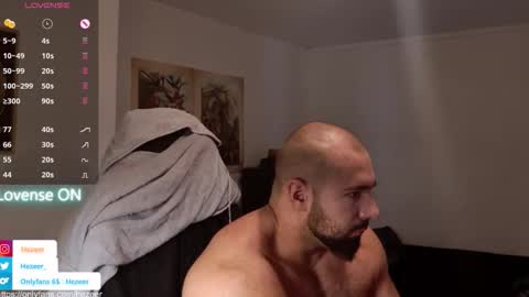 Snapshot of musculusx chatting on May 4, 2026, 10:22 am Musculus online show from May 4, 2026, 10:22 am
