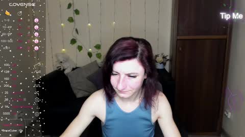 Snapshot of muse_kitty_jenia chatting on January 27, 2025, 9:55 pm Jenya online show from January 27, 2025, 9:55 pm