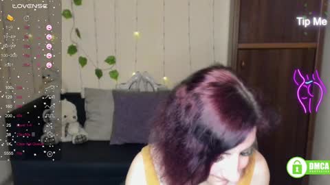 Snapshot of muse_kitty_jenia chatting on January 31, 2025, 6:25 pm Jenya online show from January 31, 2025, 6:25 pm