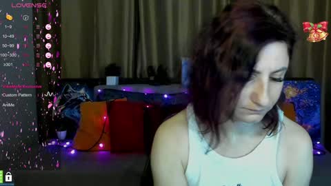 Snapshot of muse_kitty_jenia chatting on February 4, 2025, 7:00 pm Jenya online show from February 4, 2025, 7:00 pm