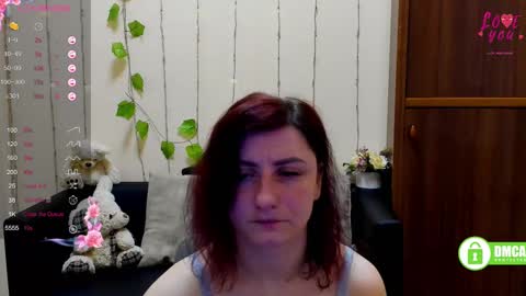 Snapshot of muse_kitty_jenia chatting on February 27, 2025, 9:47 pm Jenya online show from February 27, 2025, 9:47 pm