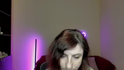 Snapshot of muse_kitty_jenia chatting on March 1, 2025, 5:31 am Jenya online show from March 1, 2025, 5:31 am