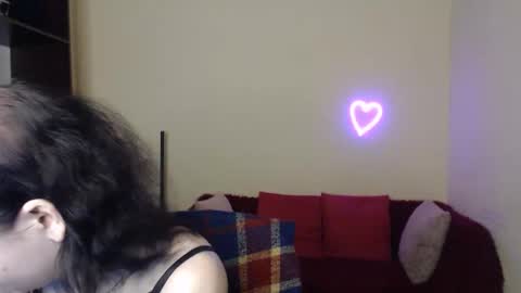 Jeneva online show from December 2, 2025, 6:30 am