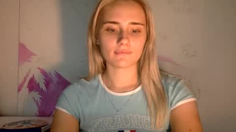 musescorner online show from September 18, 2025, 6:54 pm