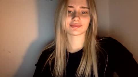 musescorner online show from March 18, 2026, 5:49 pm