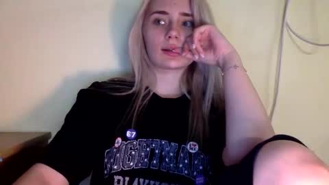 musescorner online show from March 27, 2026, 7:02 pm