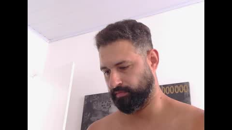 Snapshot of musosc chatting on February 17, 2025, 3:31 pm musosc online show from February 17, 2025, 3:31 pm