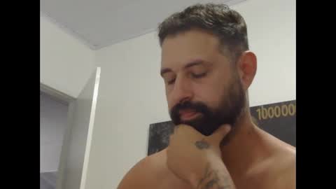 Snapshot of musosc chatting on February 19, 2025, 9:36 pm musosc online show from February 19, 2025, 9:36 pm