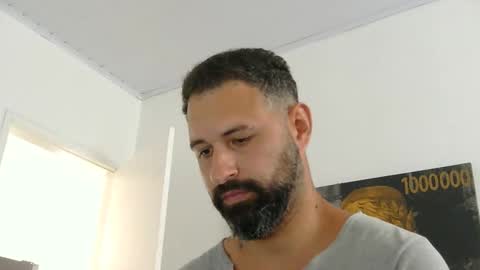 Snapshot of musosc chatting on October 22, 2025, 2:39 pm musosc online show from October 22, 2025, 2:39 pm