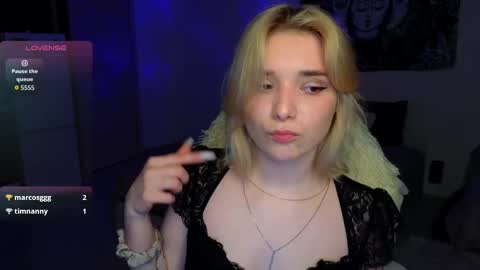 Molly online show from May 29, 2026, 8:51 pm