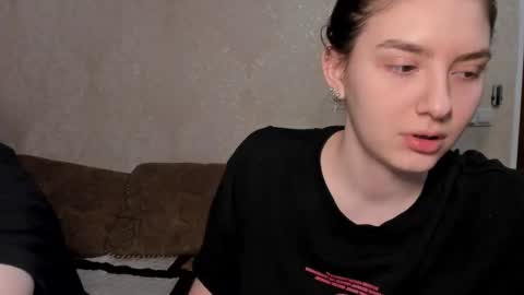 Snapshot of muuur_love chatting on February 18, 2026, 7:54 pm cute couple online show from February 18, 2026, 7:54 pm