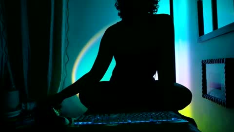 Snapshot of mx_anouk_divine chatting on October 11, 2025, 3:17 am Mx. Anouk Divine online show from October 11, 2025, 3:17 am