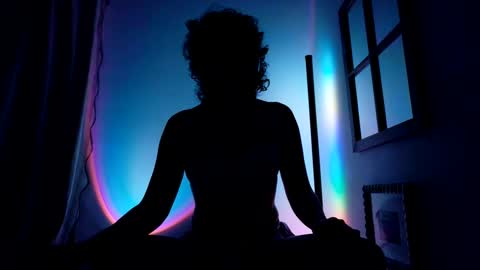 Snapshot of mx_anouk_divine chatting on October 12, 2025, 4:33 am Mx. Anouk Divine online show from October 12, 2025, 4:33 am