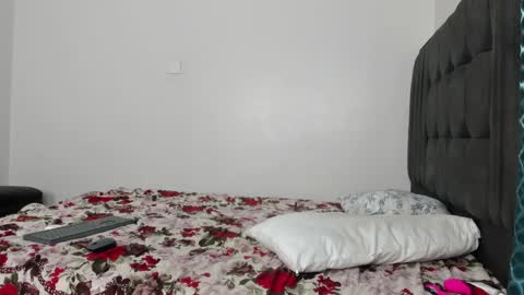 myah_love online show from April 7, 2026, 8:37 am