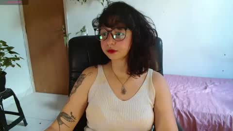 myamillor online show from October 29, 2025, 11:23 am