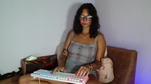 myamillor online show from March 29, 2026, 9:26 pm