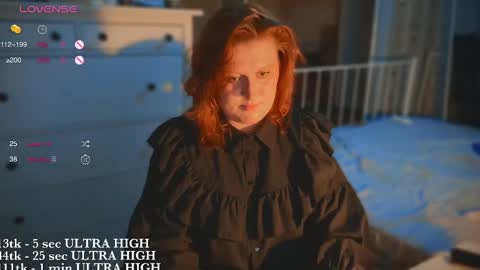 Kate online show from March 7, 2025, 9:59 pm