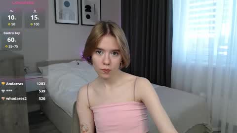 Lana online show from April 17, 2026, 7:11 am