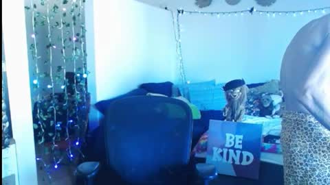 LA MARIPOSA DE MARICOPA online show from February 23, 2025, 4:02 pm