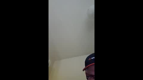 mycumslutbottomfriend online show from November 12, 2025, 10:30 pm