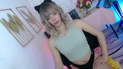mydestiny_vinax online show from April 10, 2026, 11:42 pm