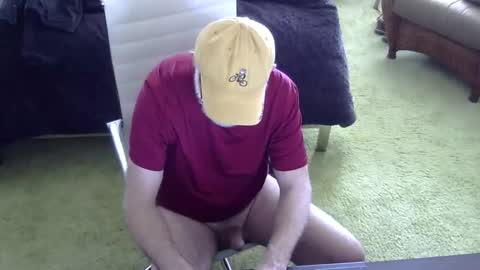 r-glenn-01 online show from February 25, 2026, 7:01 pm