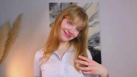 Mira  online show from October 18, 2025, 4:37 am