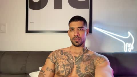 Myke esthetic online show from September 29, 2025, 11:53 pm