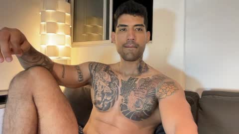 Myke esthetic online show from April 11, 2026, 3:44 am