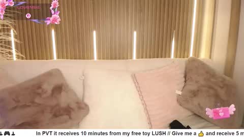 Snapshot of myladreams_ chatting on September 20, 2025, 3:40 am Myla  online show from September 20, 2025, 3:40 am