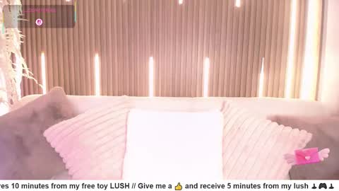 Snapshot of myladreams_ chatting on September 24, 2025, 3:21 am Myla  online show from September 24, 2025, 3:21 am