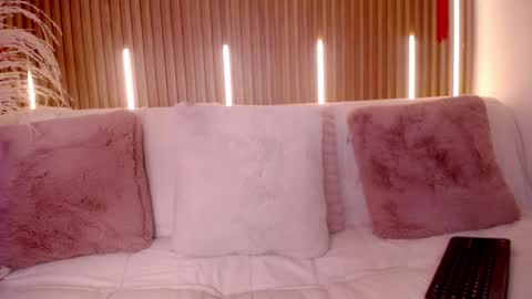 Myla  online show from February 28, 2026, 4:13 am