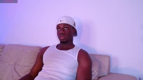 Mylo Wallace  online show from February 19, 2026, 7:21 pm