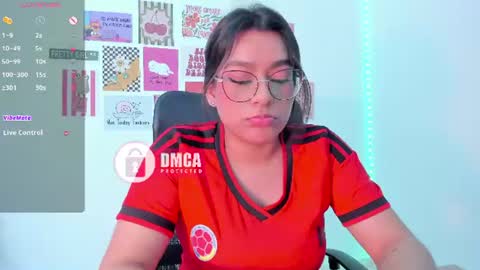 Snapshot of mypretty_isabella chatting on June 18, 2026, 9:14 am Bella online show from June 18, 2026, 9:14 am