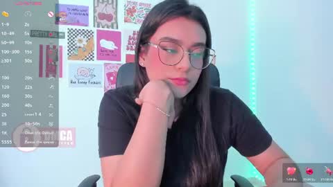Snapshot of mypretty_isabella chatting on June 23, 2026, 1:36 am Bella online show from June 23, 2026, 1:36 am