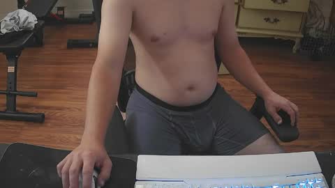 myrares online show from April 15, 2026, 10:32 pm