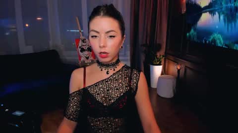 Snapshot of mysstica chatting on May 1, 2026, 12:37 am Maria online show from May 1, 2026, 12:37 am
