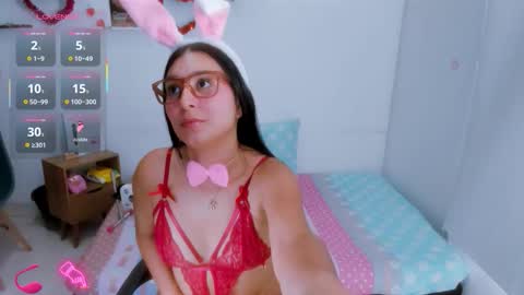 Mystery couple online show from March 27, 2026, 7:13 pm