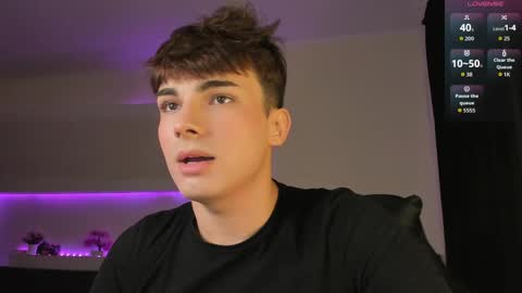 Evan Brown online show from April 9, 2026, 7:30 pm