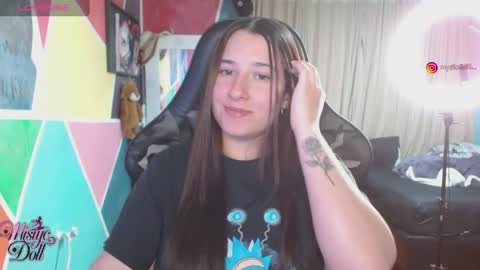 Snapshot of mysticdoll69 chatting on May 17, 2026, 9:22 pm mysticdoll69 online show from May 17, 2026, 9:22 pm