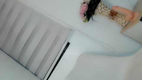 Krestine online show from January 17, 2025, 7:38 pm