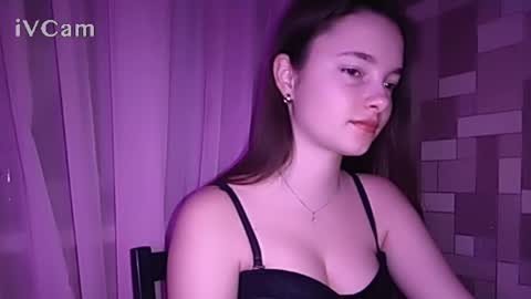 Leya online show from February 12, 2026, 8:15 pm