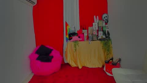   IG belladanielab online show from November 3, 2025, 4:58 am