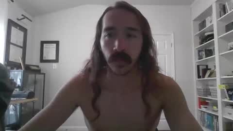 mythrowawayatx online show from February 1, 2026, 5:44 pm